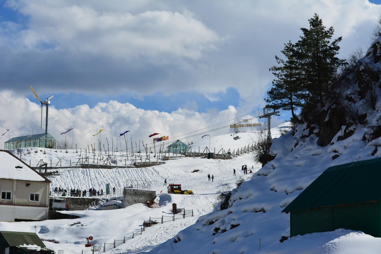 Auli Resort Joshīmath エクステリア 写真